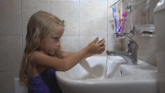 Child, Little Girl, Washing Hands with Soap and Water in Bathroom … [46688351] | 写真素材・ストックフォトのアフロ