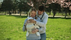 Young beautiful family with baby. Mom, dad and baby in the … [44496627] | 写真素材・ストックフォトのアフロ