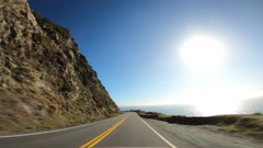 Driving in Big Sur California Cabrillo Highway 1 coast road, … [136705706] | 写真素材・ストックフォトのアフロ