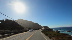 Driving in Big Sur California Cabrillo Highway 1 coast road, … [136705263] | 写真素材・ストックフォトのアフロ