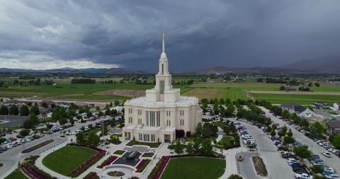LDS Mormon Temple in Payson, Utah with Stormy Thunderstorm …の動画素材